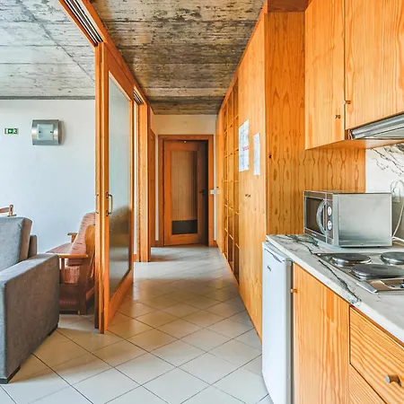 Cozy In Freixo De Espada C With Kitchen